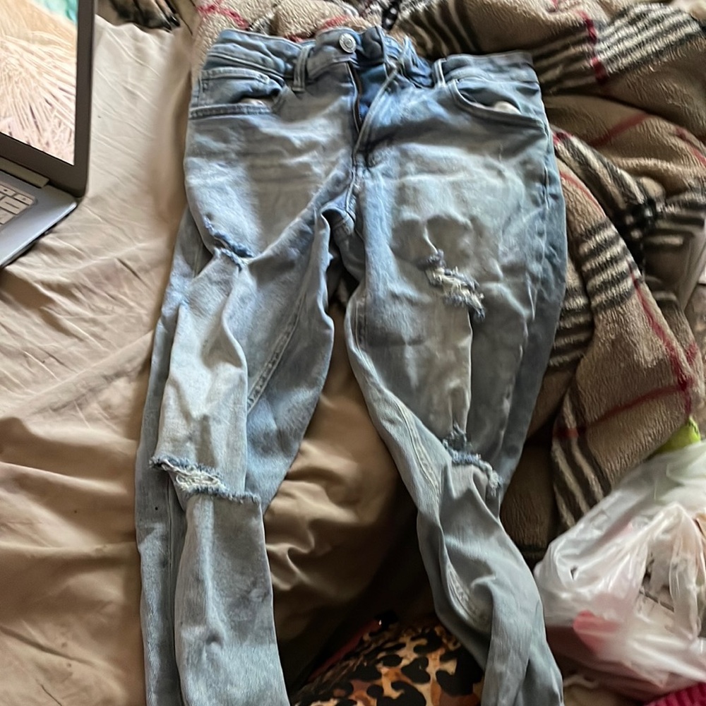 Maurices jeans size 2 nwot